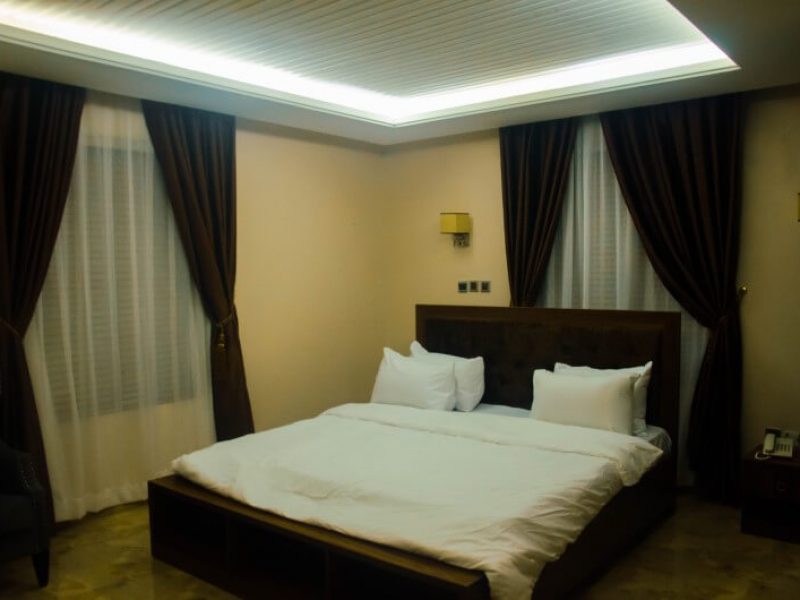 38 Hotels Super Deluxe