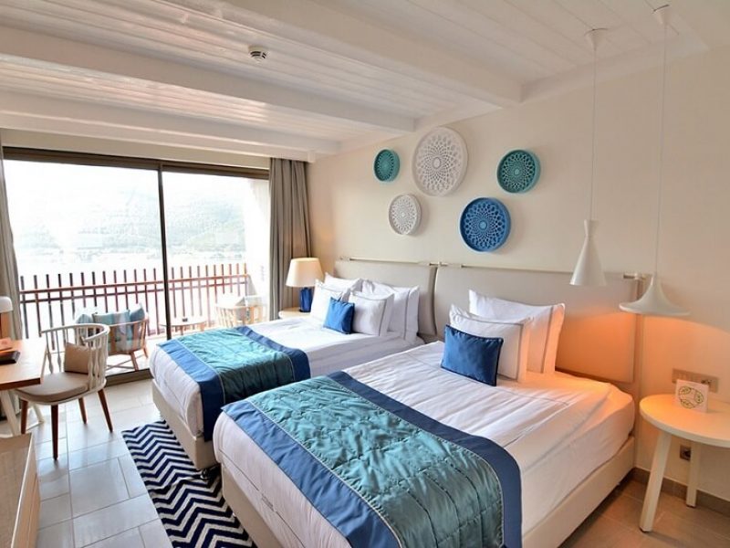 Ajuji Greenwich Pent House
