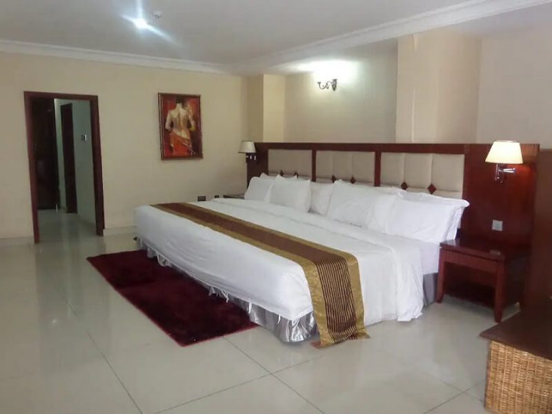 Barcelona Hotel Ambassadorial Suite