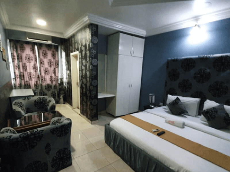 Chrisolik Hotel, Rivers