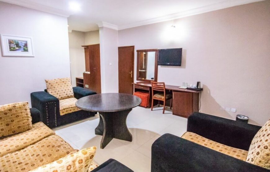 Denis Hotel, Abuja