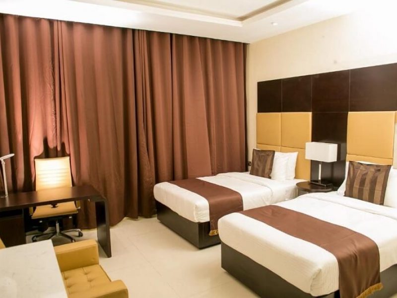 Echelon Heights Hotel Twin Room