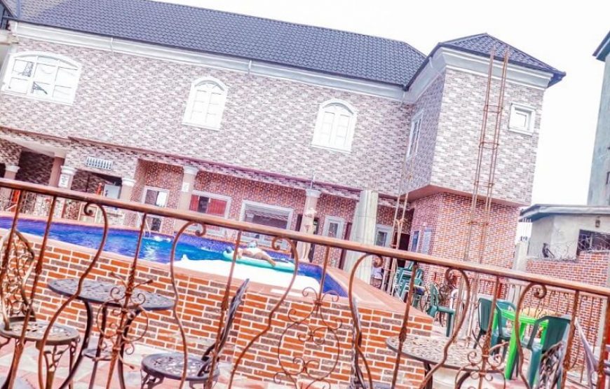 Elite Poolbar & Lodge, Rivers