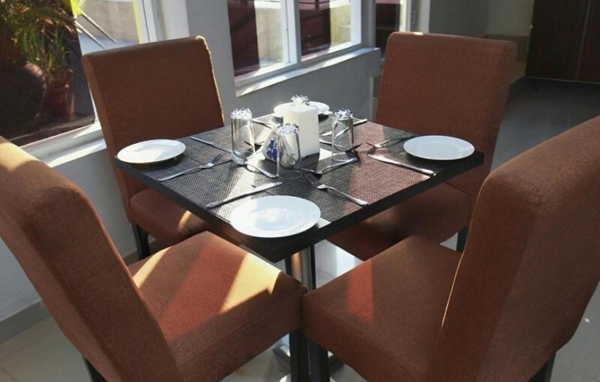 Glee Hotel, Lagos