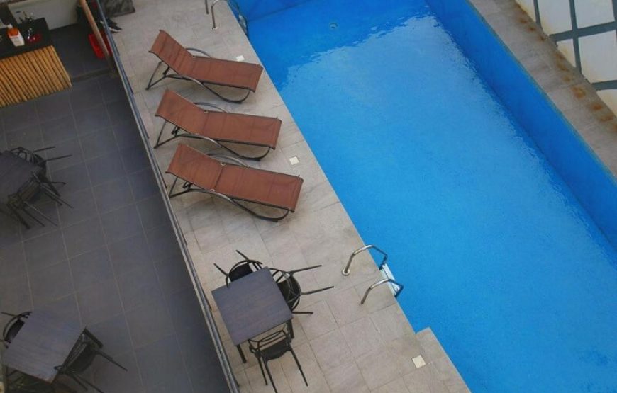 Glee Hotel, Lagos