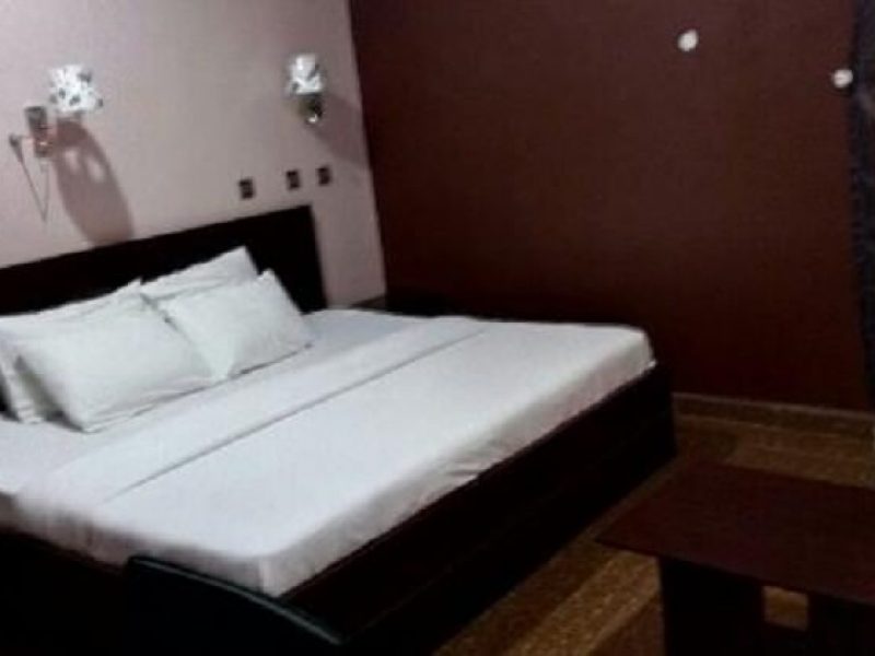 Grand Valley Hotel
