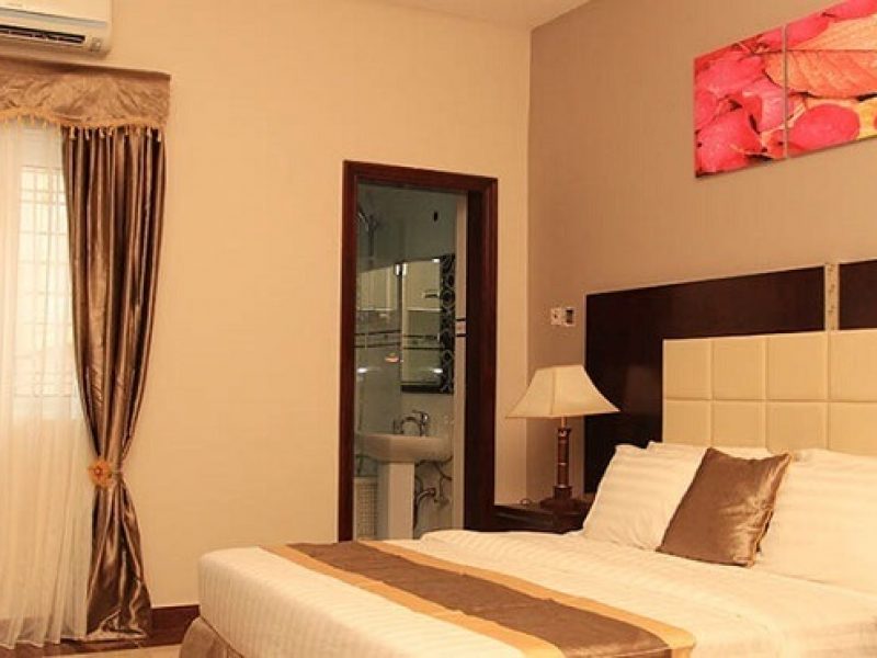 Grand Bee Suites Standard Room