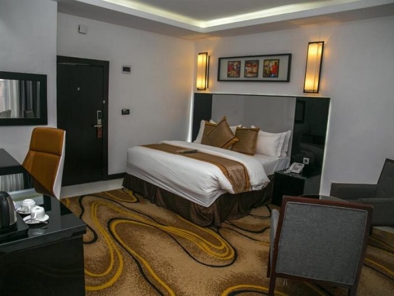 Greenpoint Hotel Alcove Room