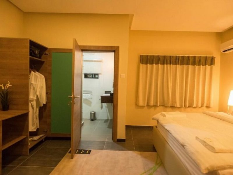 Iris Hotel Executive Suite