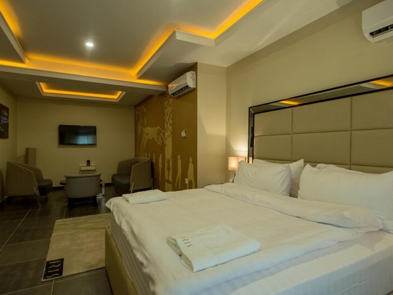 Iris Hotel Superior Rooms