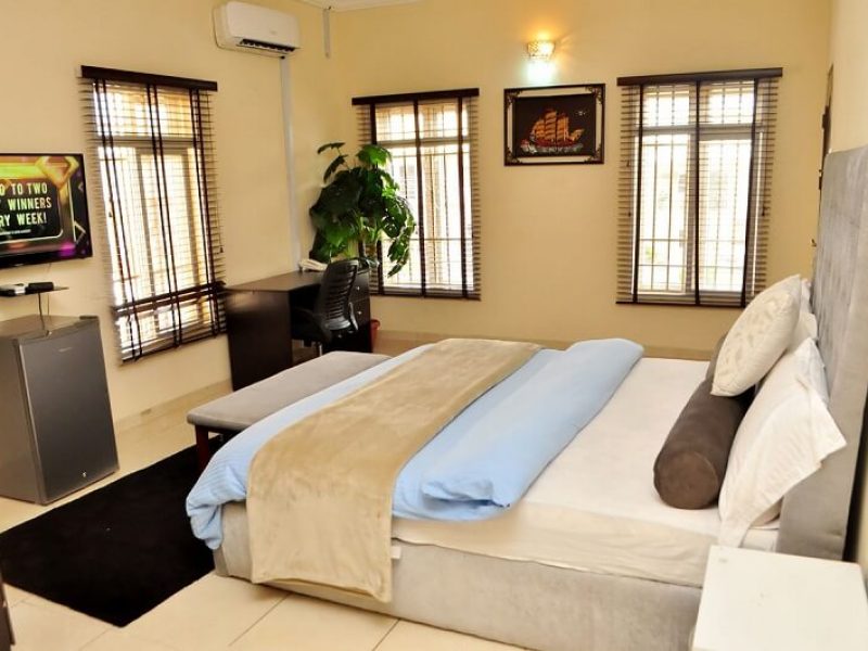 J. Gibson Hotel King Suite
