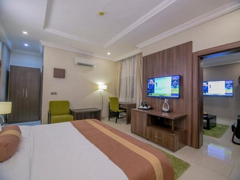Joygate Hotel Ambassador Suites