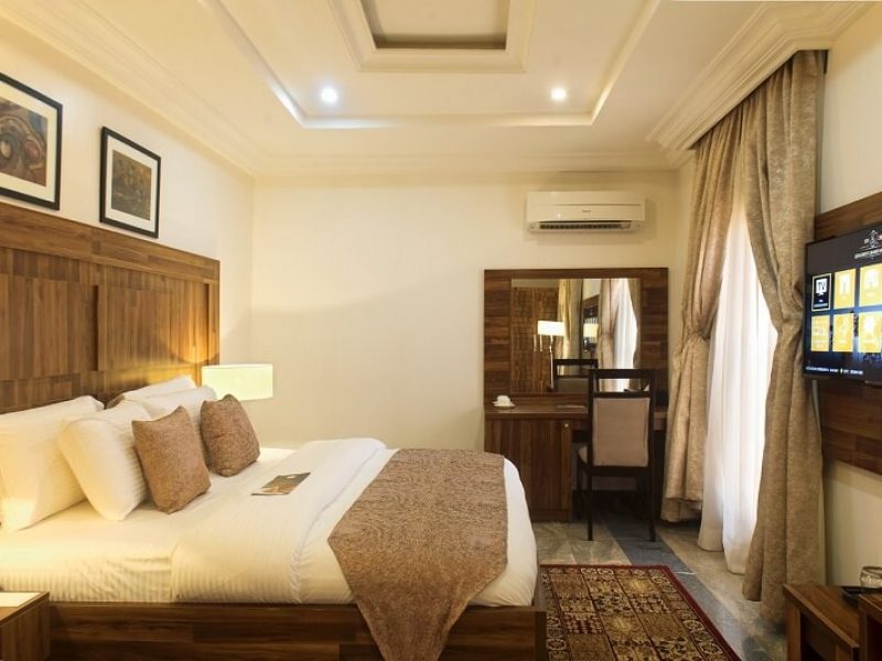 Qualibest Grand Presidential Suite 2-Bedroom
