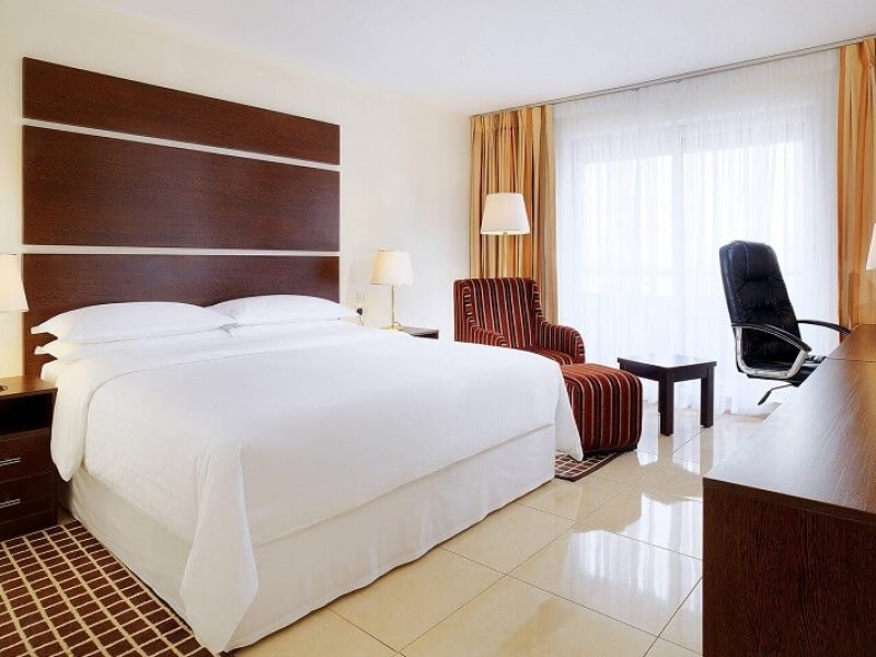 Sheraton Hotel Superior King room