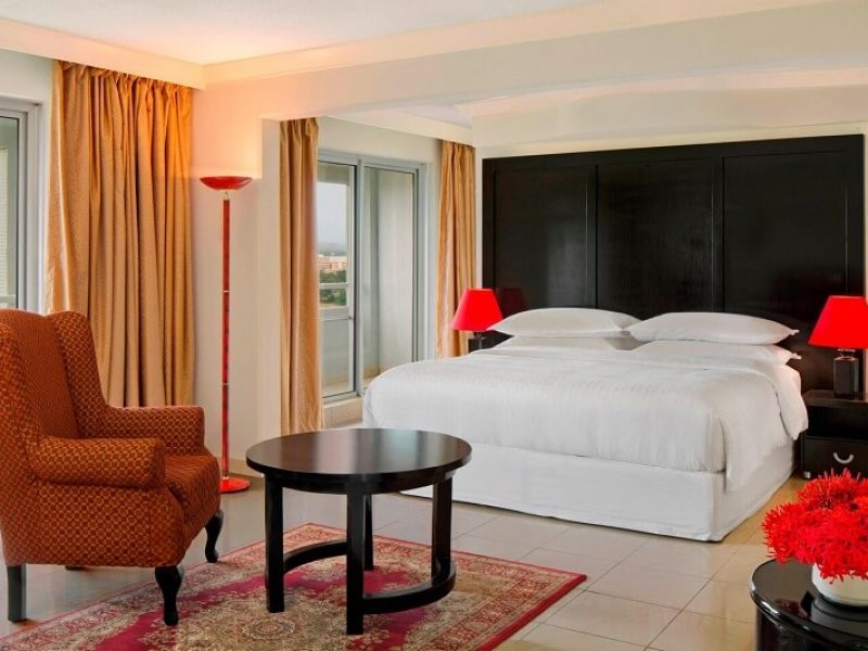 Sheraton Hotel Executive Suite