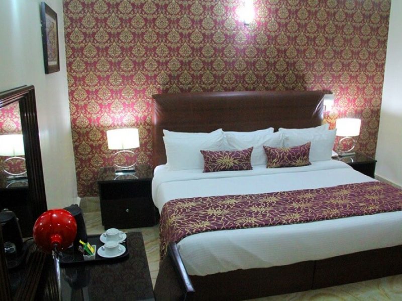 The Cromwell Courtyard Hotel Standard Room