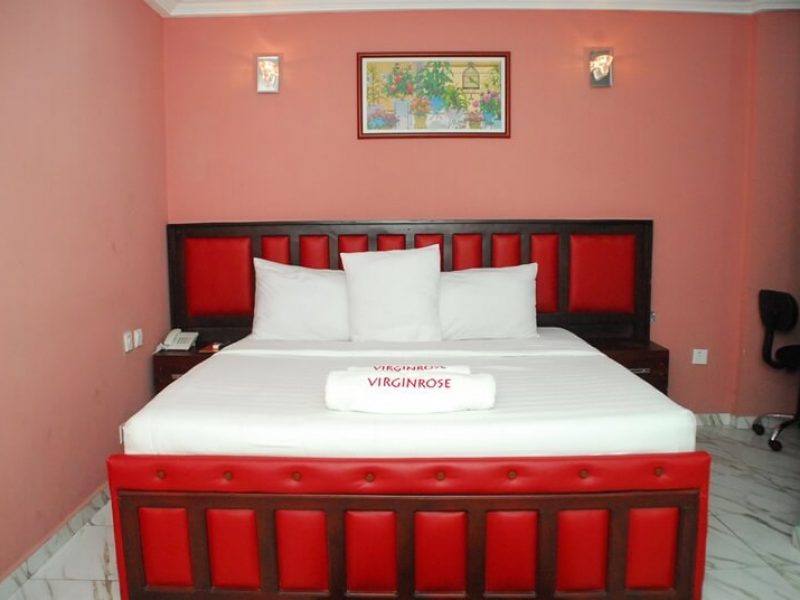 Virginrose Resorts Signature Room