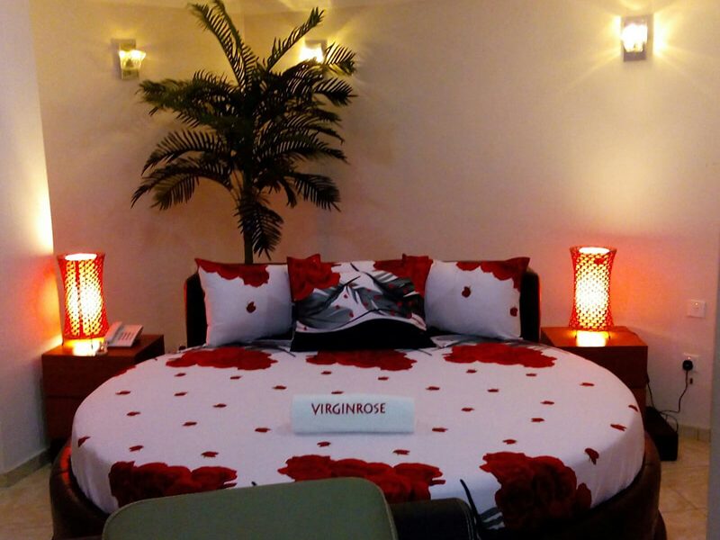 Virginrose Resorts Royal Room