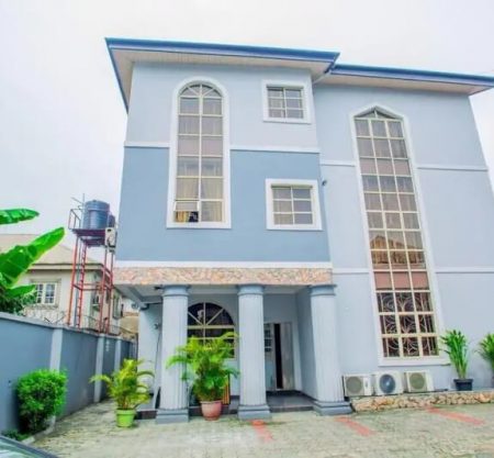 Arriva Suites, Rivers