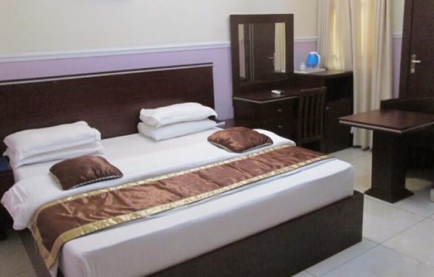 Hotel Dchis, Rivers