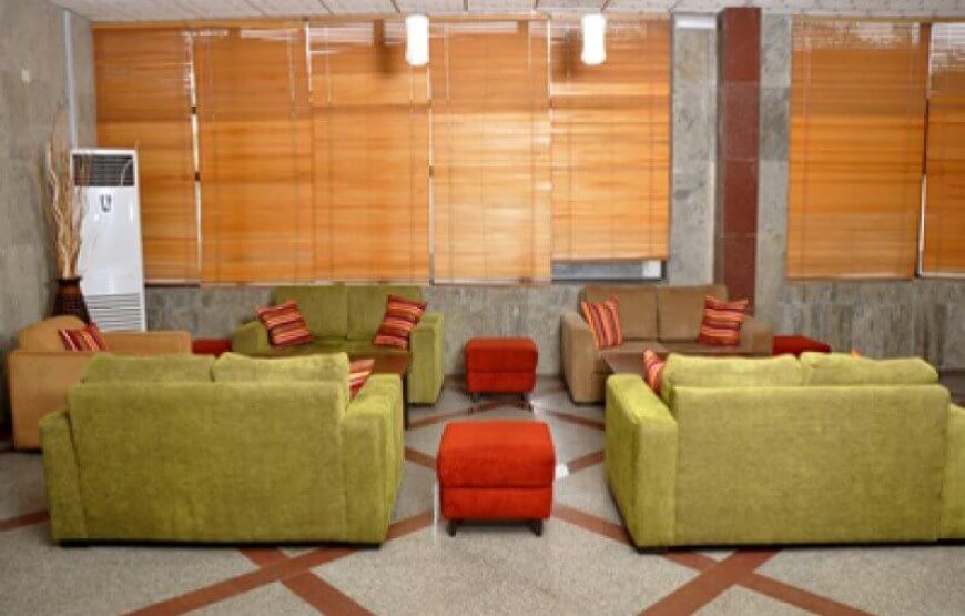 The Elkan Terrace, Rivers