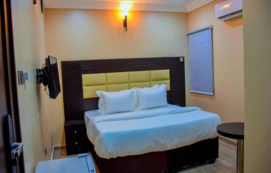 Fadars Place, Lagos