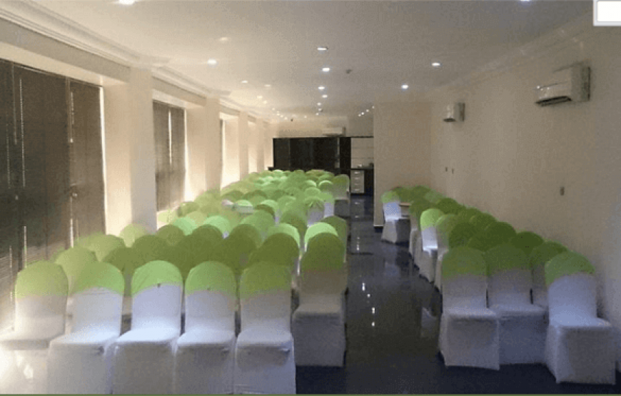 Greenwood Court Hotel and Suites, Rivers