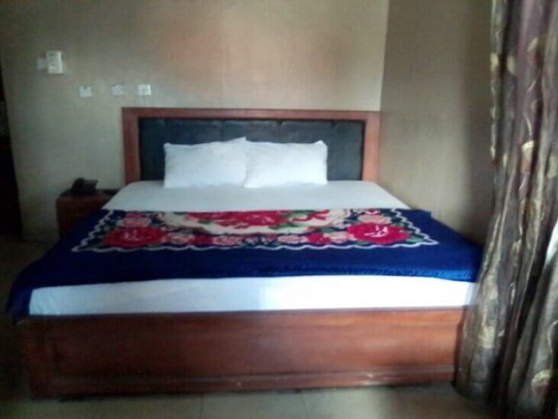 Hotel de Marpat Single Rooms