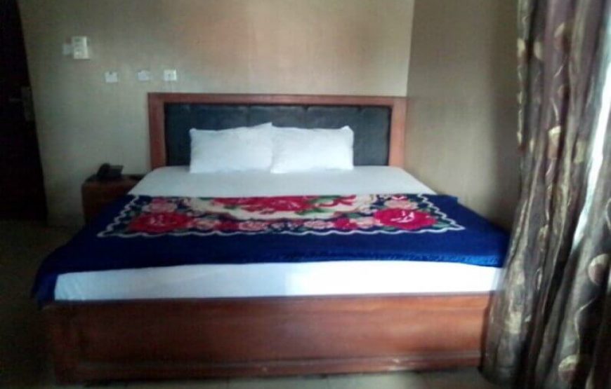 Hotel de Marpat, Rivers
