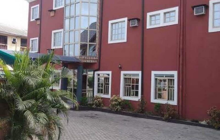 Lakewood Hotel, Rivers