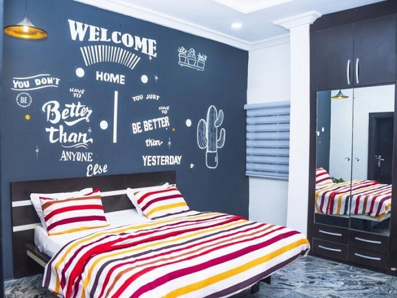 Lineech Apartments Deluxe Room