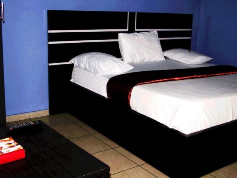 Londa Suite
