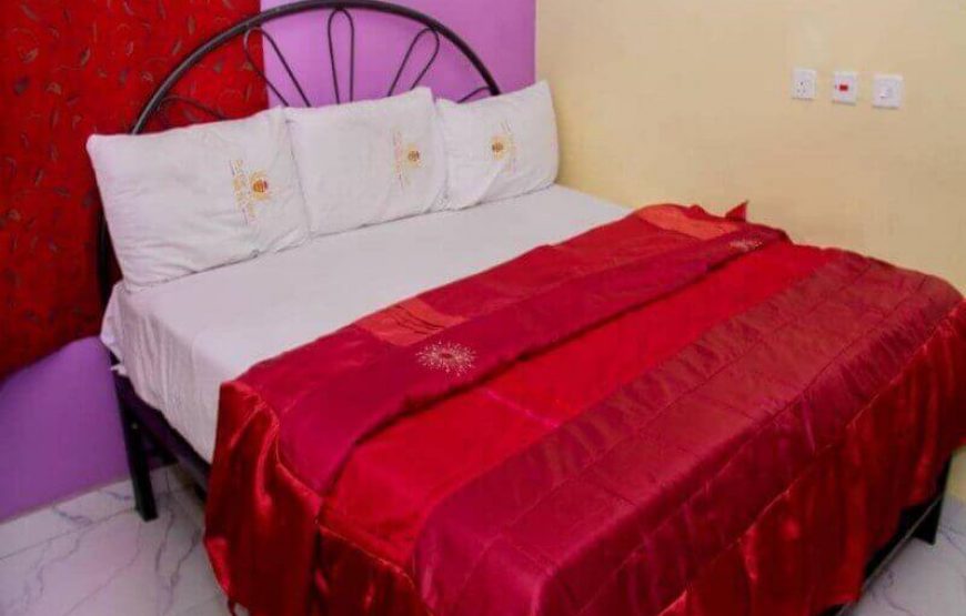Purple Crown Hotel, Lagos