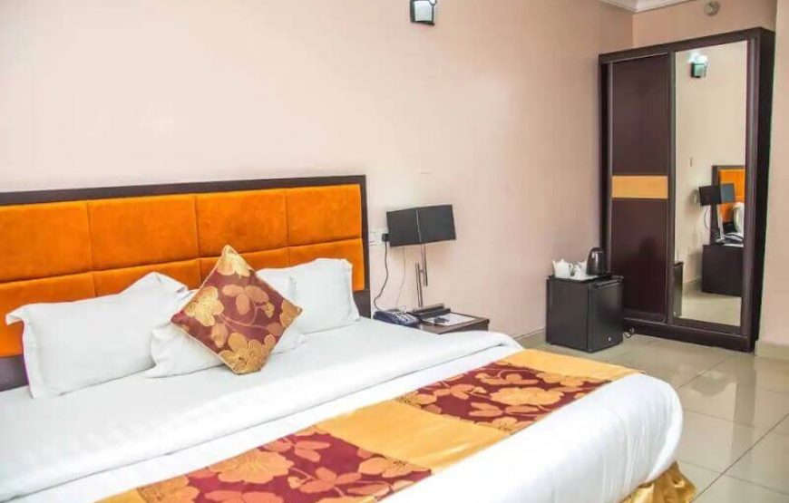 Royal Crest Hotel & Suites, Rivers