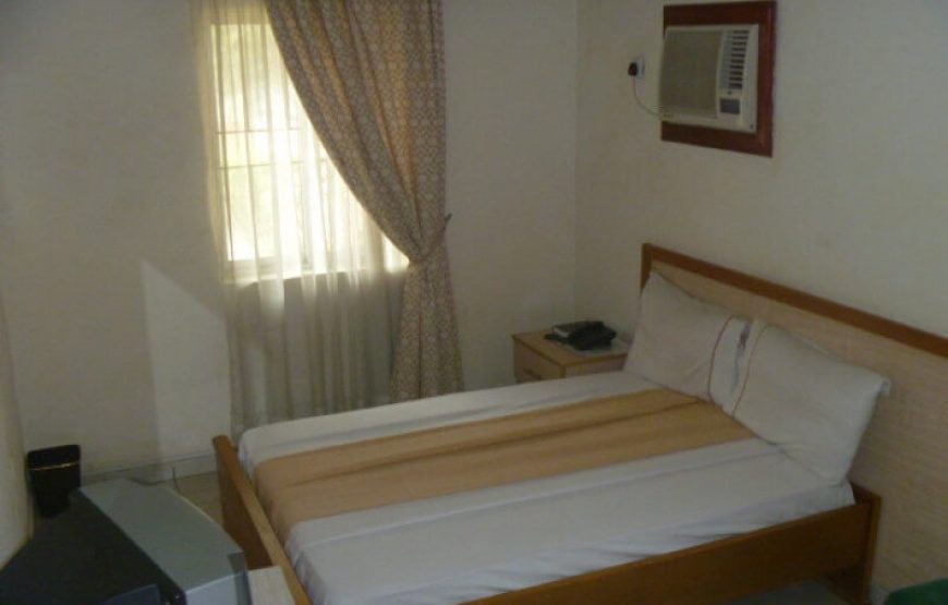 Tocville Gardens and Suites, Rivers