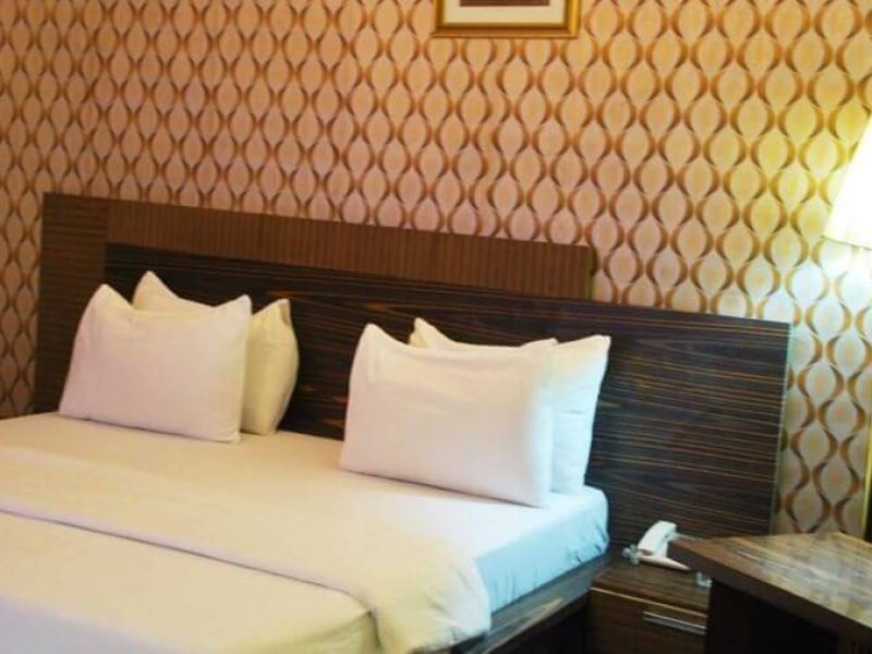 Tuscany Suites
